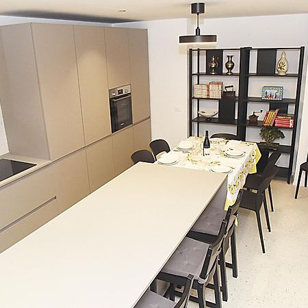 Borgo Santa Lucia Apartment With Private Parking & Garden 구비오 외부 사진