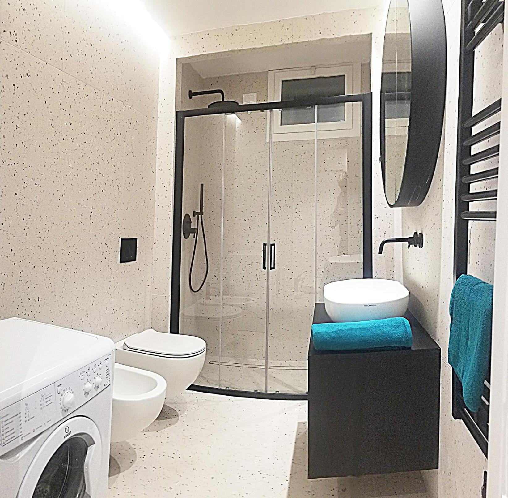 Borgo Santa Lucia Apartment With Private Parking & Garden 구비오 외부 사진